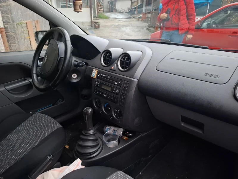 Ford Fiesta, снимка 6 - Автомобили и джипове - 52577837