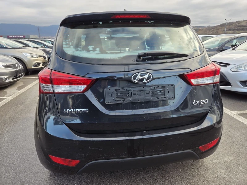 Hyundai Ix20 1.4, снимка 5 - Автомобили и джипове - 52704629