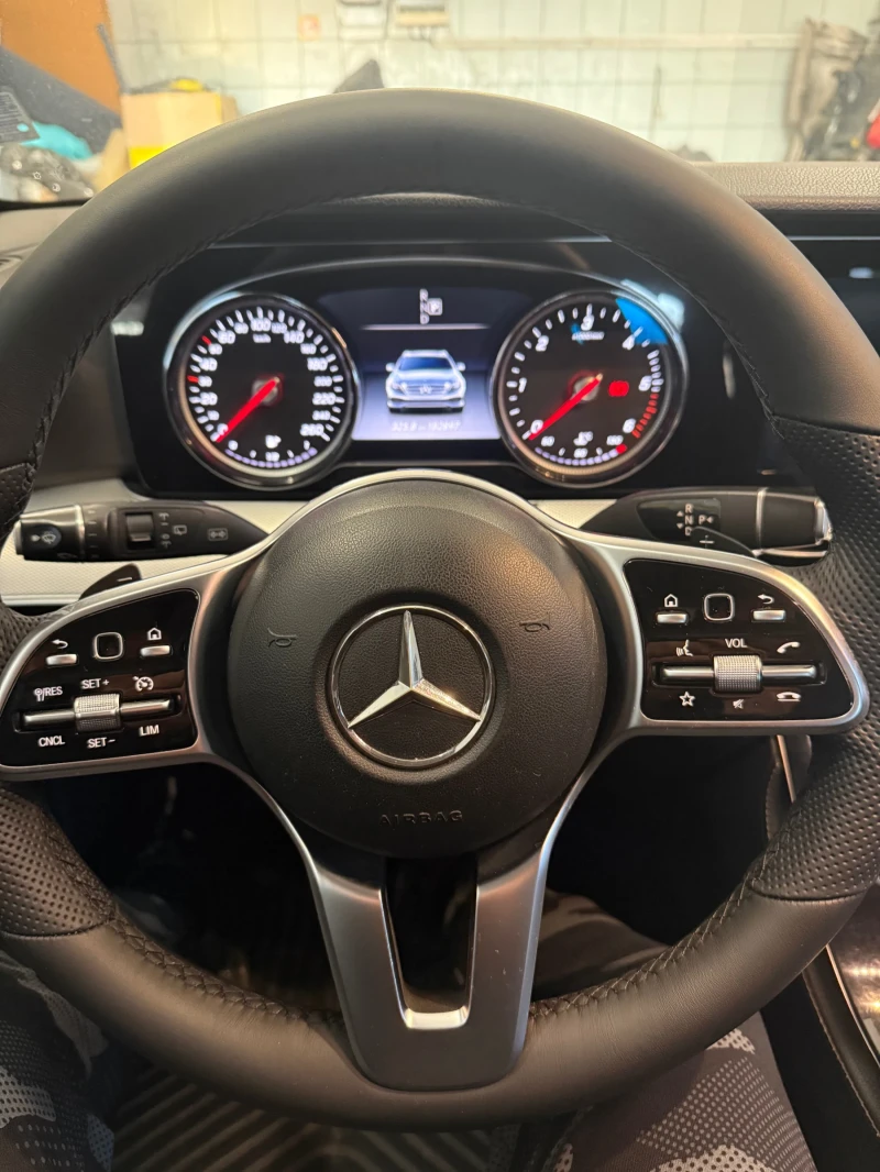 Mercedes-Benz E 220 2.2/4x4/Avtomat, снимка 9 - Автомобили и джипове - 53171118