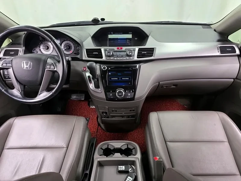 Honda Odyssey 3.5 Бензин, снимка 3 - Автомобили и джипове - 55492433