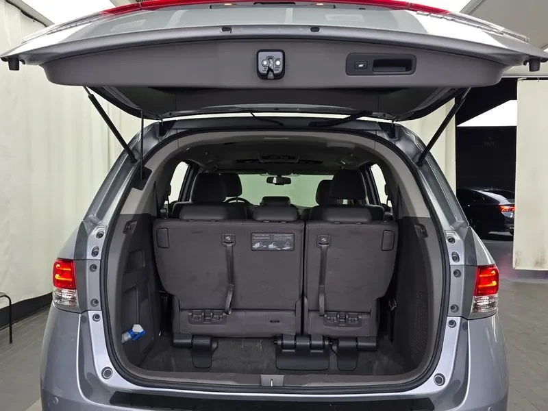 Honda Odyssey 3.5 Бензин, снимка 14 - Автомобили и джипове - 55492433