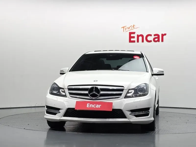 Mercedes-Benz C 220 Avantgarde - САМО 30% АВАНС, снимка 5 - Автомобили и джипове - 55986504