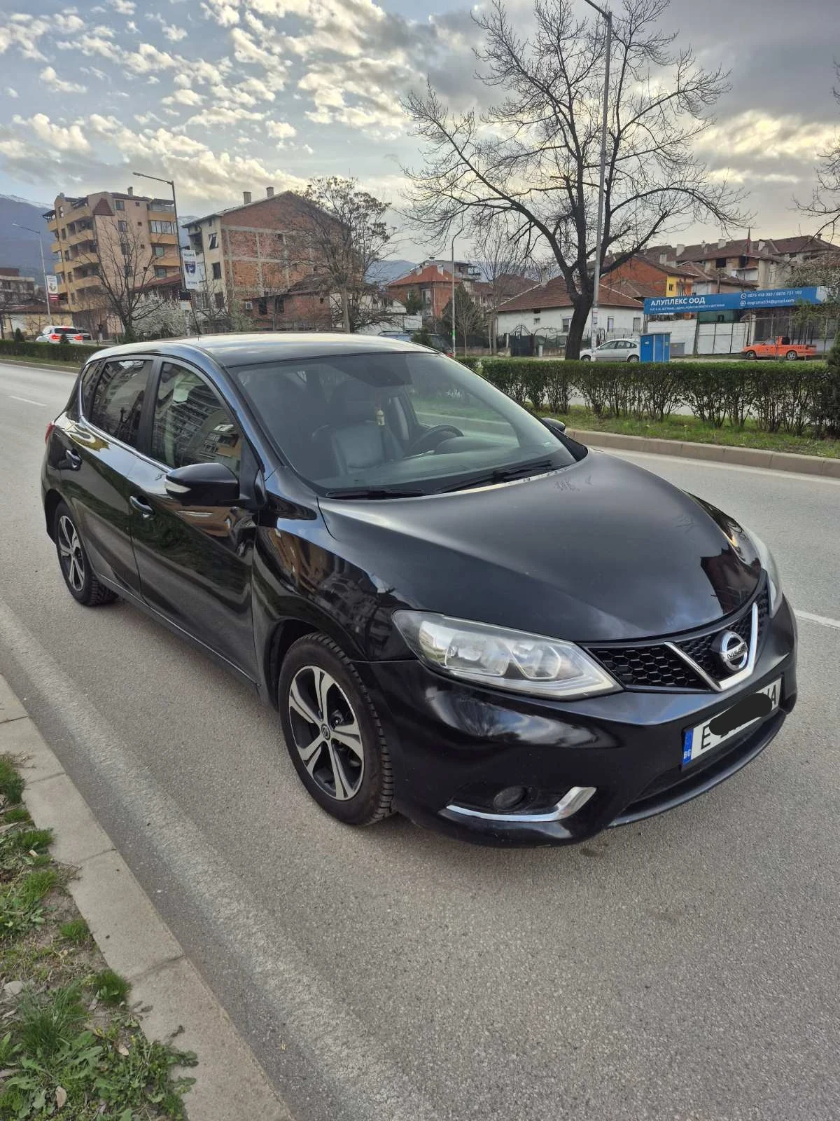 Nissan Pulsar 1.2, снимка 1