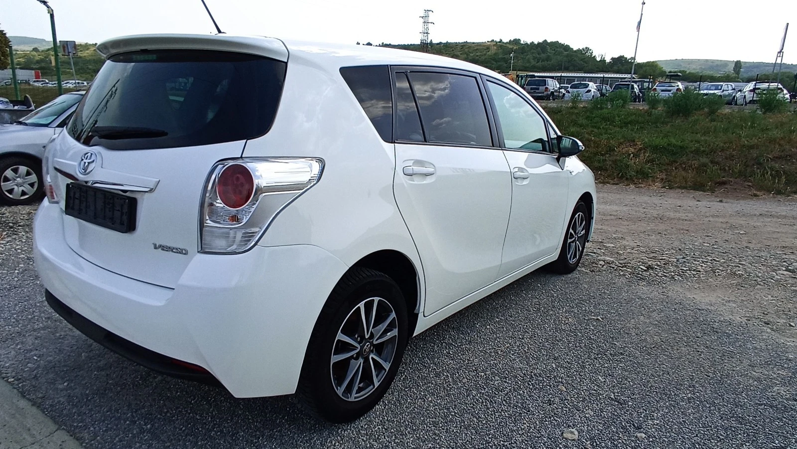 Toyota Verso 1.6 - изображение 6