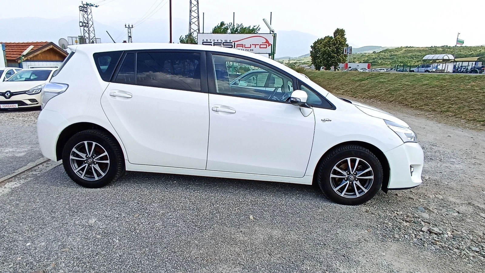 Toyota Verso 1.6 - изображение 5