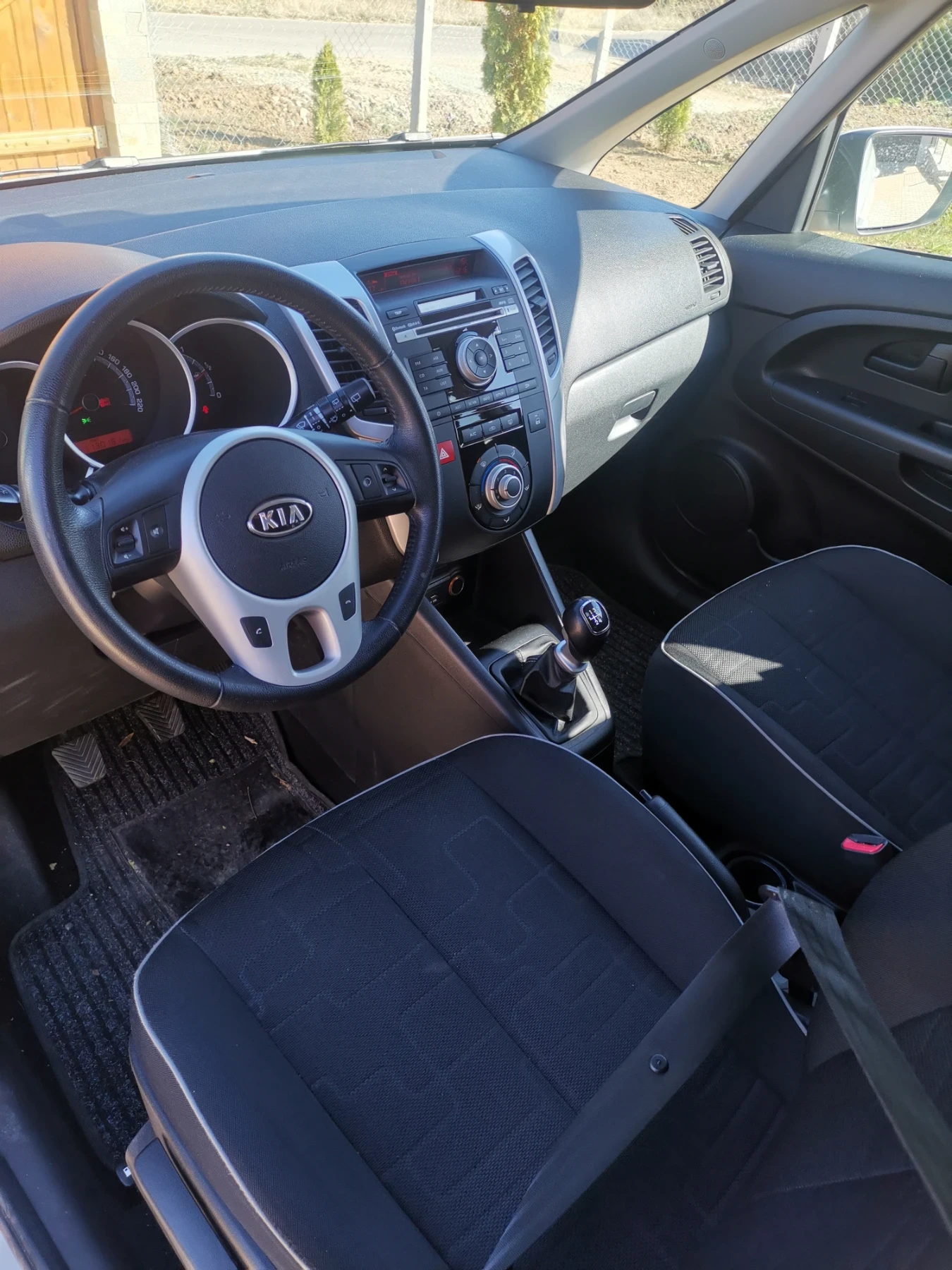 Kia Venga 1.4 - изображение 7