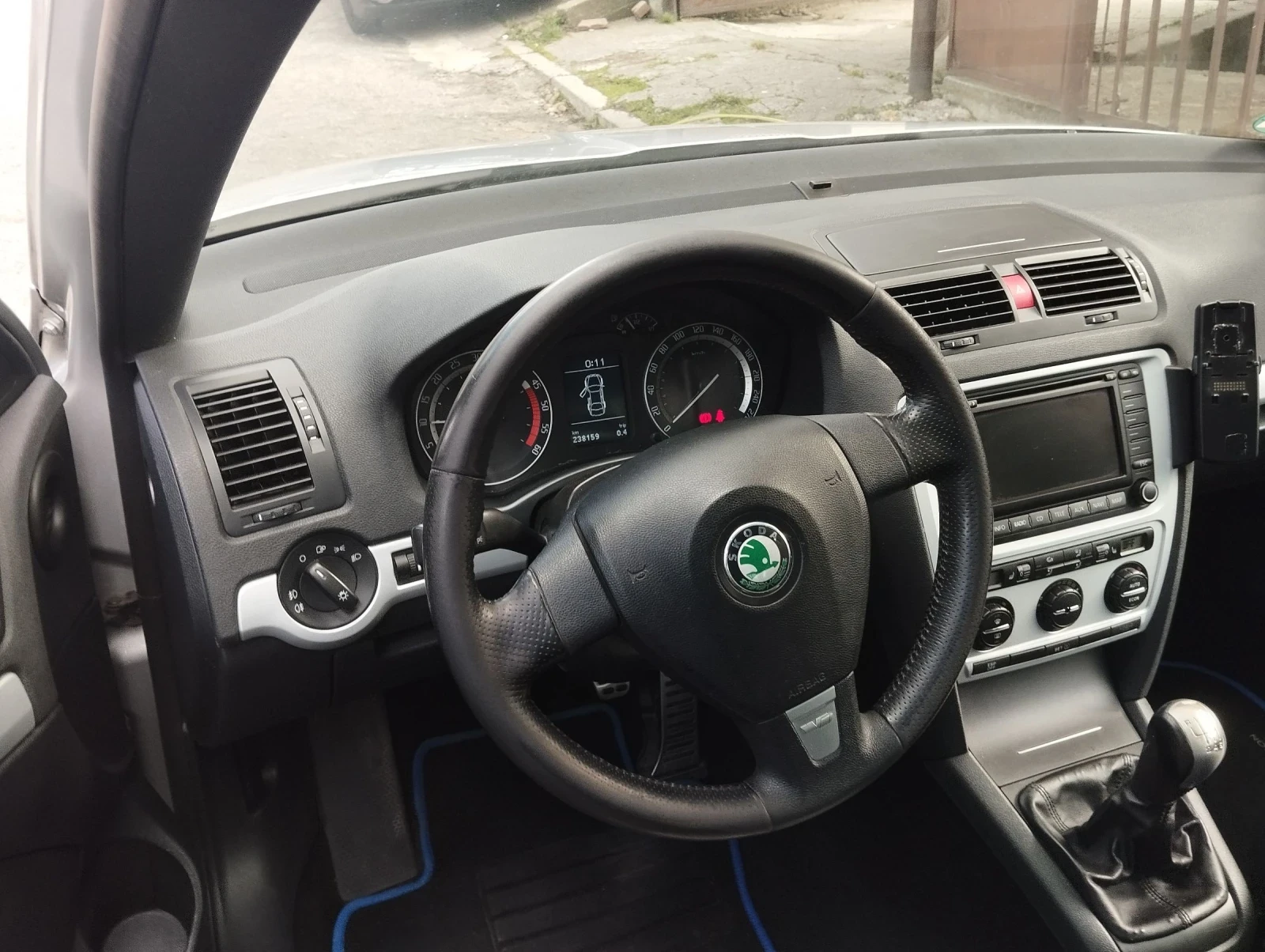 Skoda Octavia 2.0 TDI VRS - изображение 8
