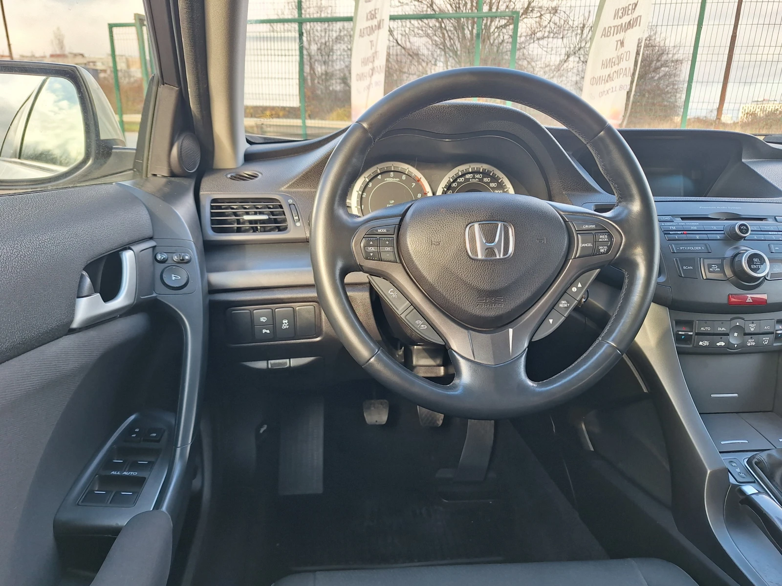 Honda Accord 2.0i-FACELIFT-TOП-УНИКАТ - изображение 8