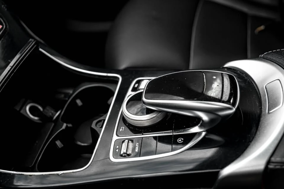 Mercedes-Benz C 300 * ��� ����� * CARFAX * ���� �� �������� | Mobile.bg � ����������� 11