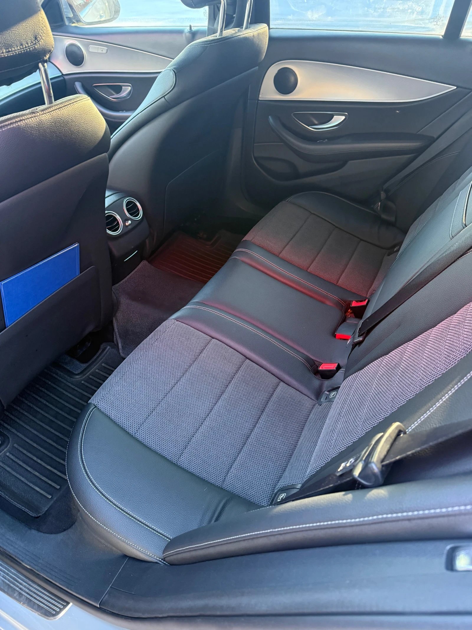 Mercedes-Benz E 220 2.2/4x4/Avtomat | Mobile.bg � ����������� 12