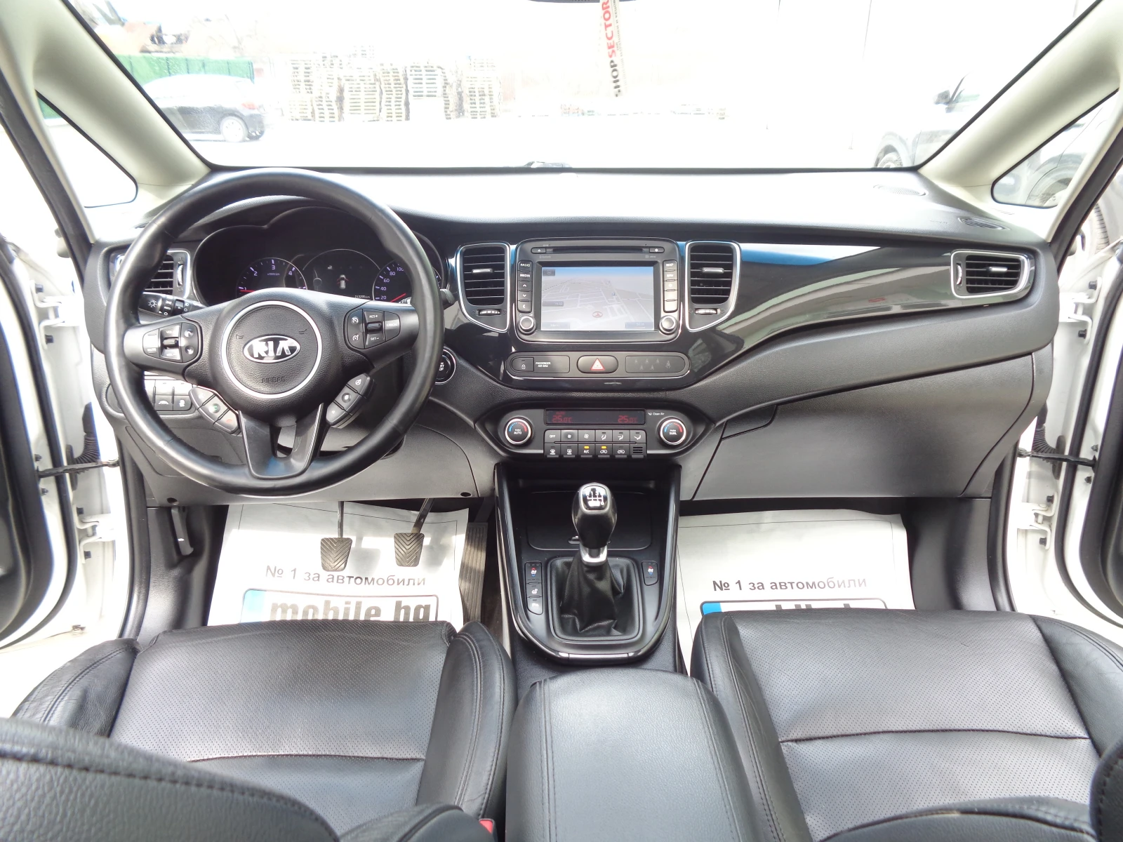 Kia Carens 1.7CRDI-KOJA-NAVI-PANORAMA-KAYLESS-BARTER-LIZING, снимка 15 - Автомобили и джипове - 53926301