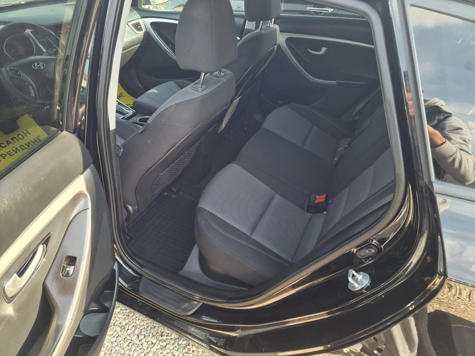 Hyundai I30 1.6-128K.S.-AVTOMAT , снимка 10 - Автомобили и джипове - 54022291