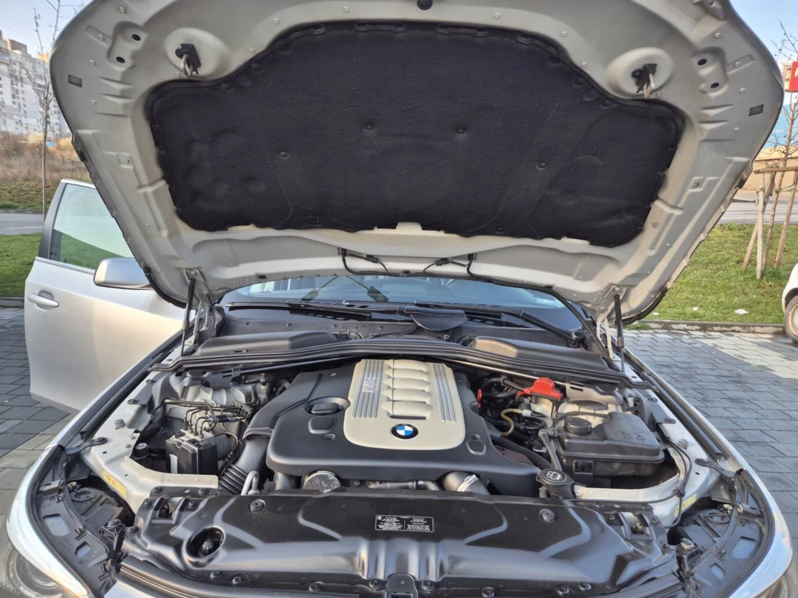 BMW 525 E60, снимка 14 - Автомобили и джипове - 54122552