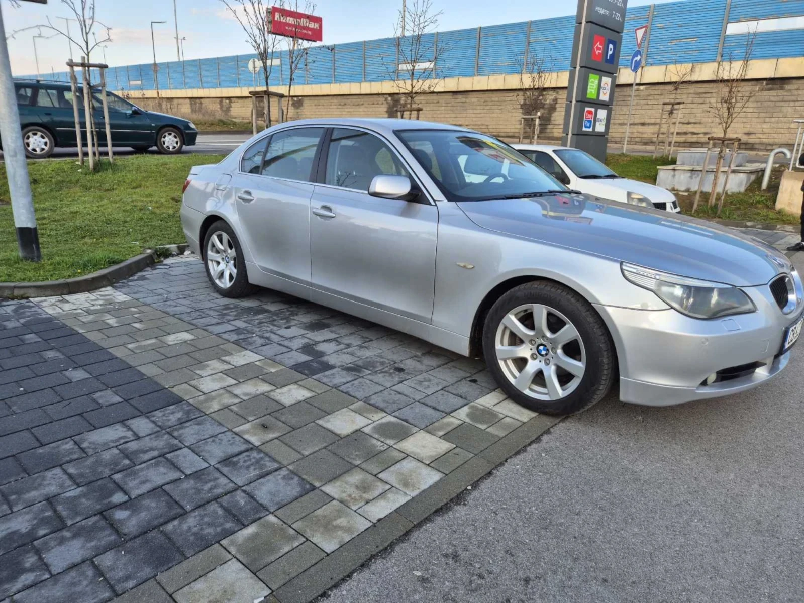 BMW 525 E60, снимка 6 - Автомобили и джипове - 54122552