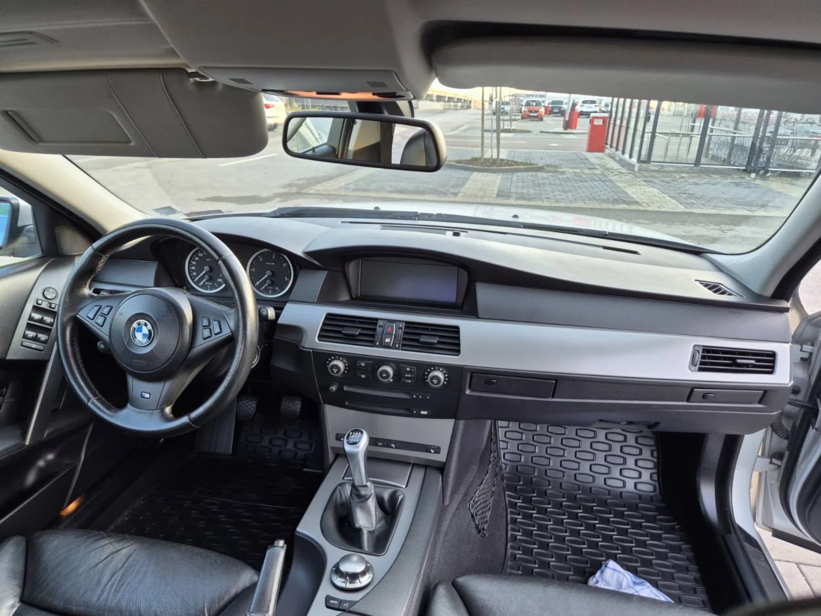 BMW 525 E60, снимка 10 - Автомобили и джипове - 54122552