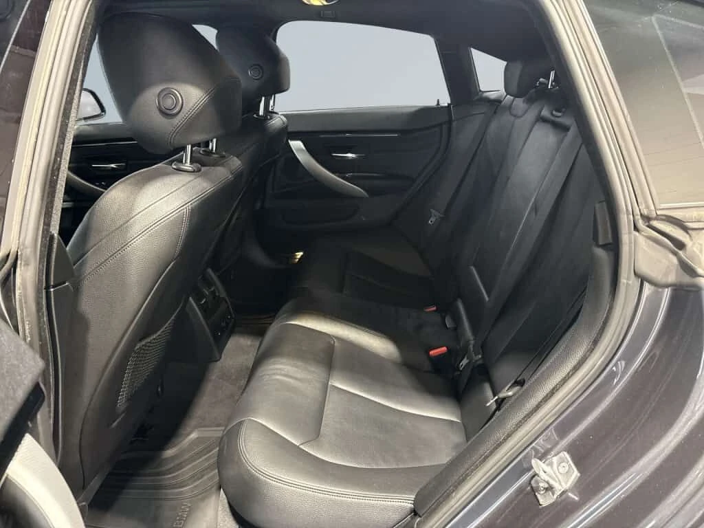 BMW 440 * xDrive M Sport Pkg / NAV / Sunroof / Leather / B, снимка 9 - Автомобили и джипове - 54173037