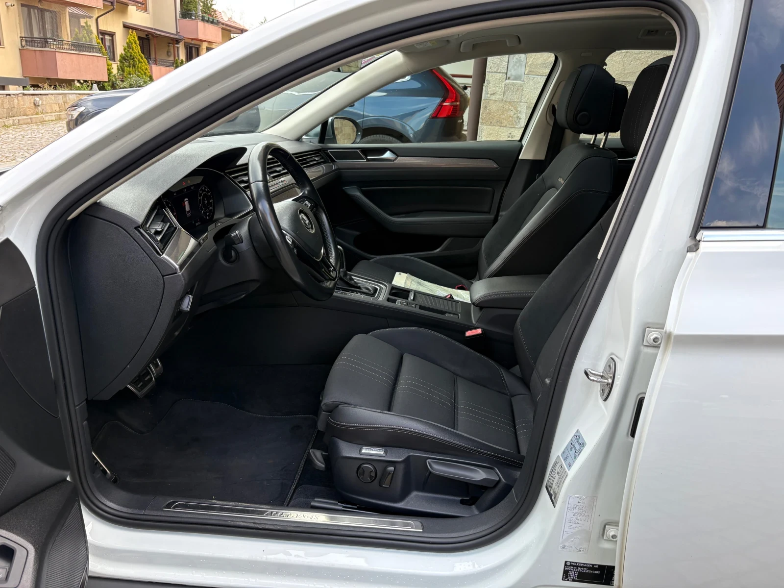 VW Alltrack 240кс 4х4, снимка 6 - Автомобили и джипове - 54257370