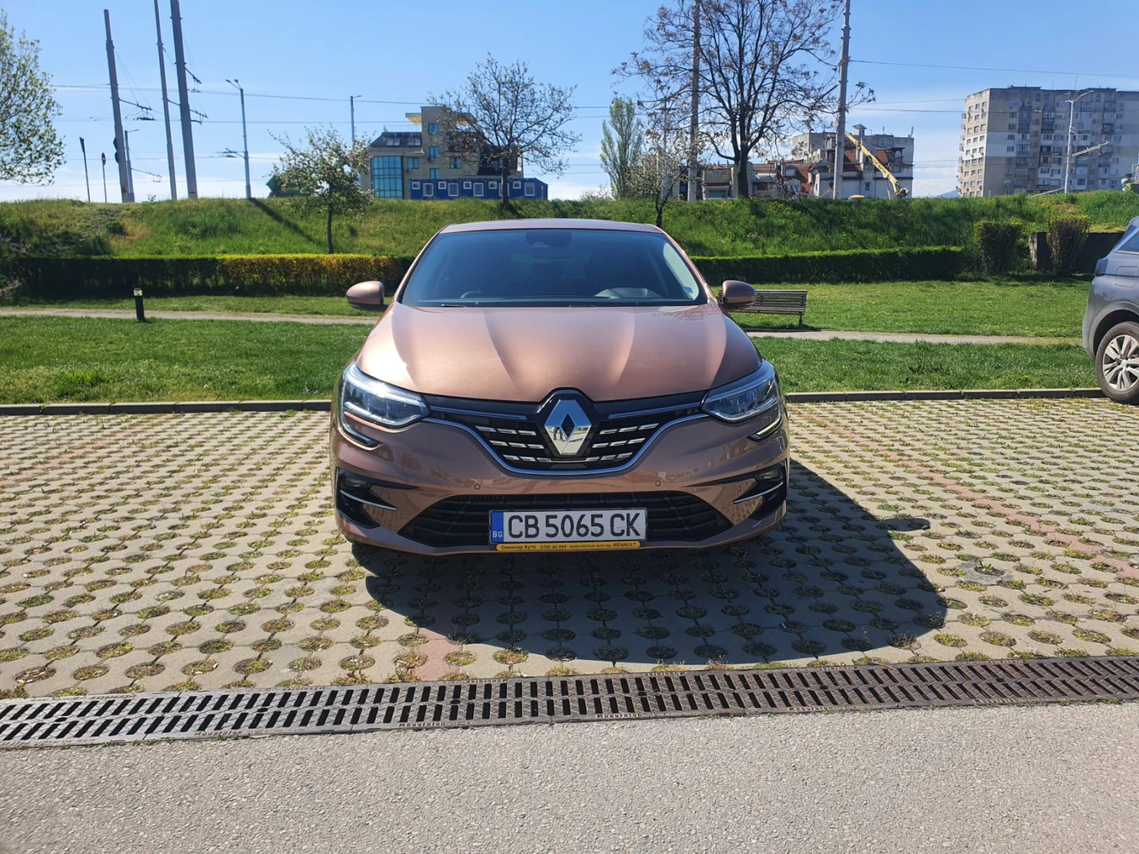 Renault Megane 1.3 TCe /130 к.с./, снимка 2 - Автомобили и джипове - 54329418