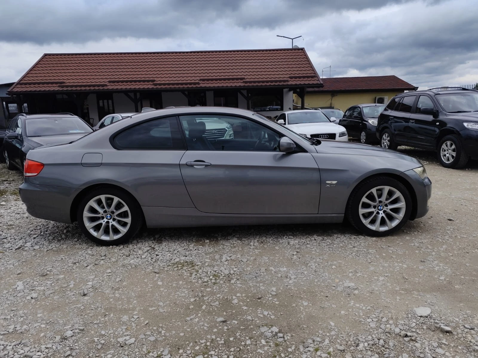 BMW 320 купе 2.0 дизел Италия , снимка 4 - Автомобили и джипове - 54643857