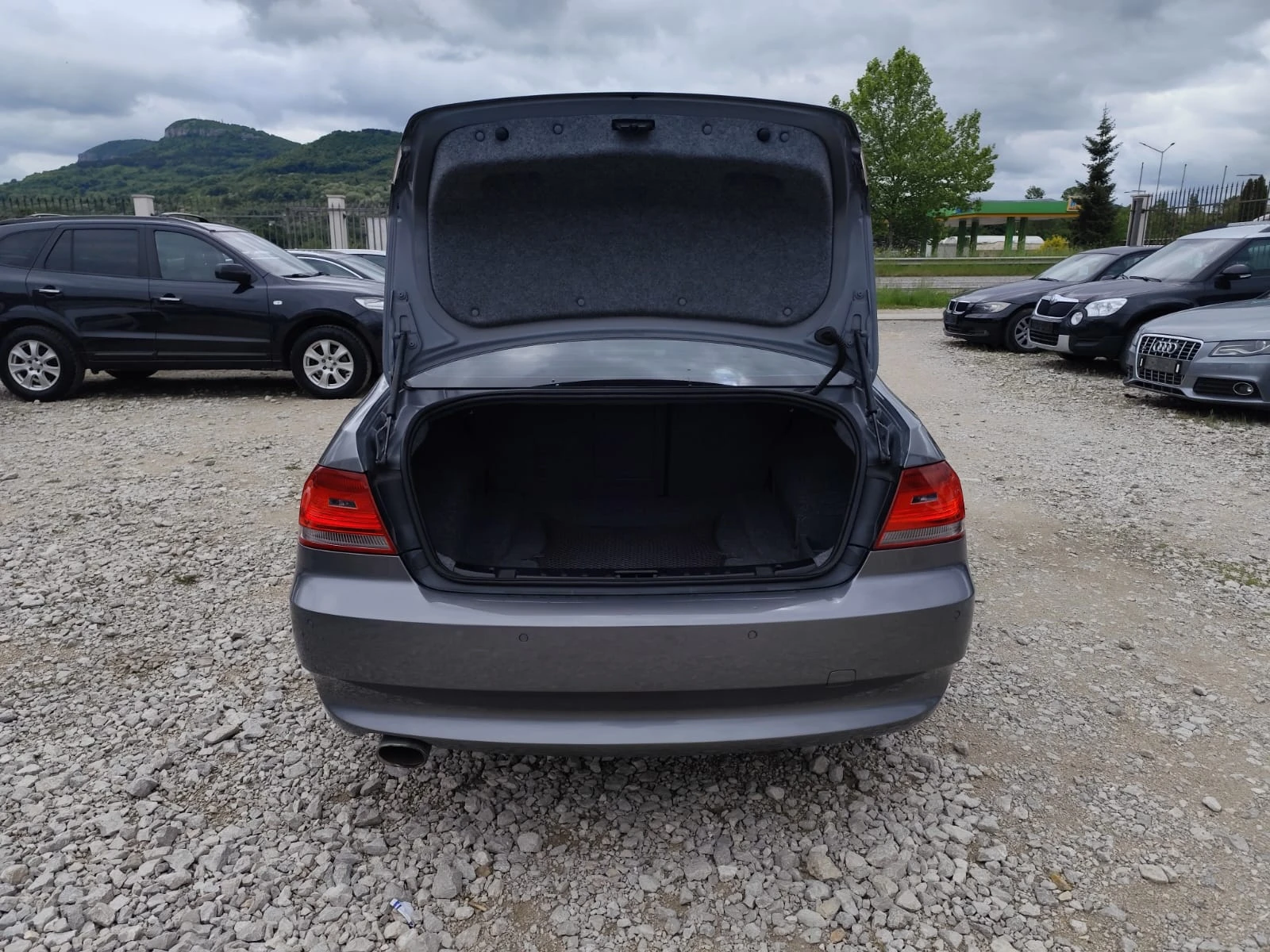 BMW 320 купе 2.0 дизел Италия , снимка 7 - Автомобили и джипове - 54643857