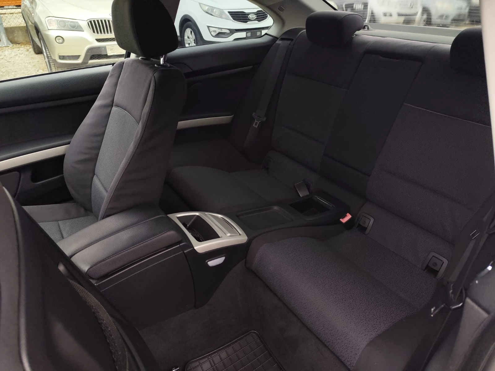 BMW 320 купе 2.0 дизел Италия , снимка 14 - Автомобили и джипове - 54643857