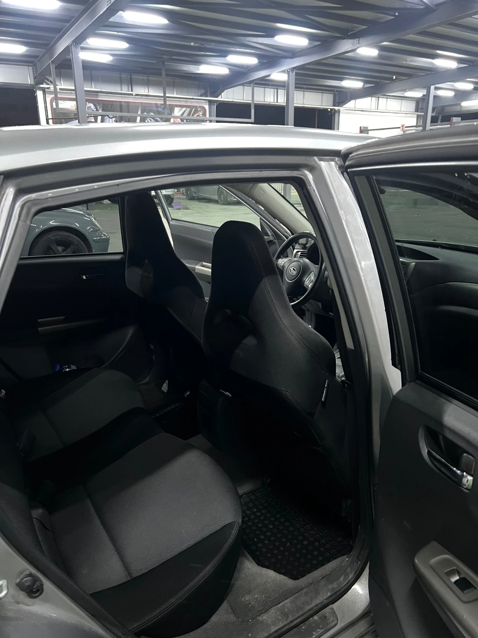 Subaru Impreza, снимка 9 - Автомобили и джипове - 54693412