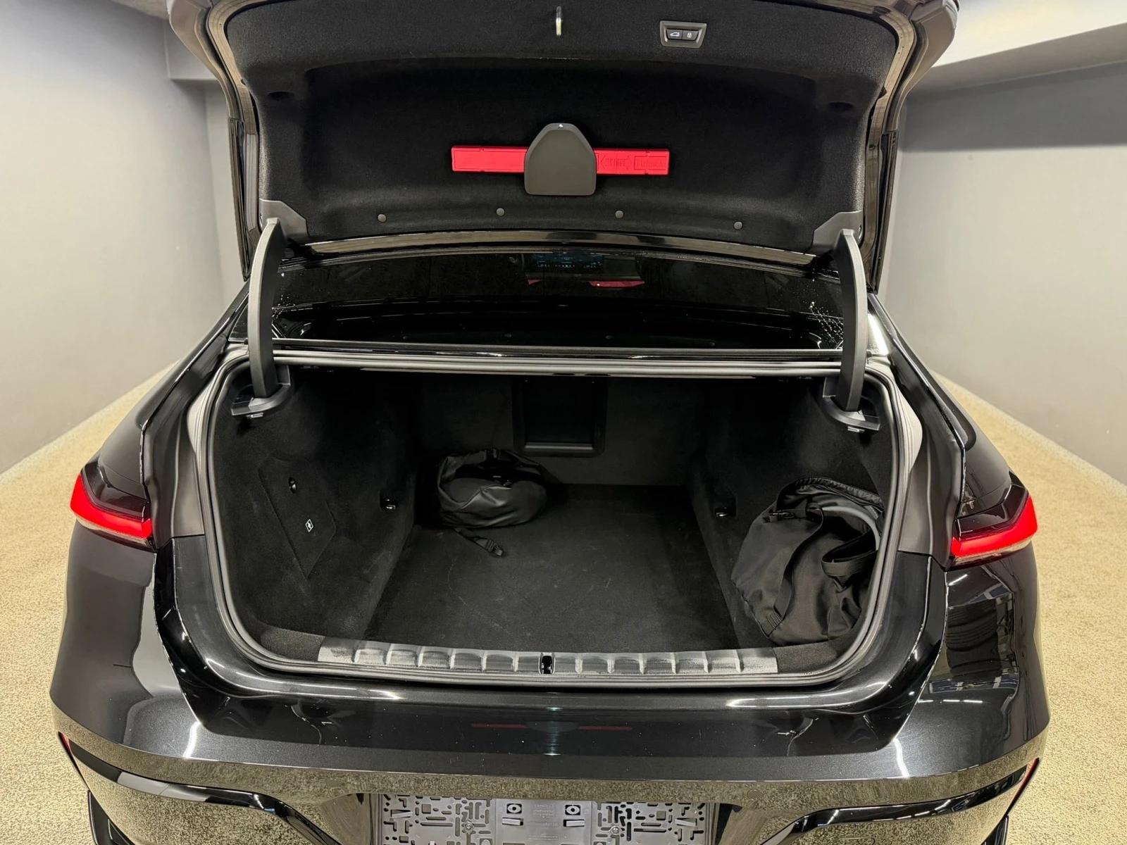 BMW 750 E Xdrive B&W Carbon | Mobile.bg � ����������� 13