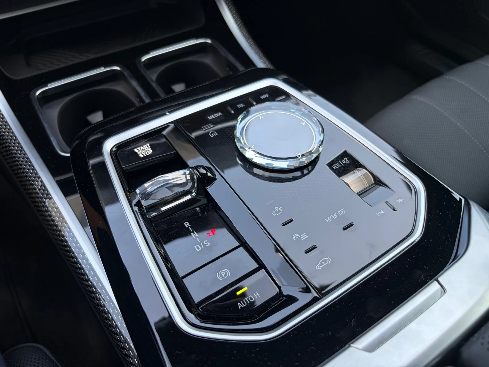 BMW 750 E Xdrive B&W Carbon | Mobile.bg � ����������� 15