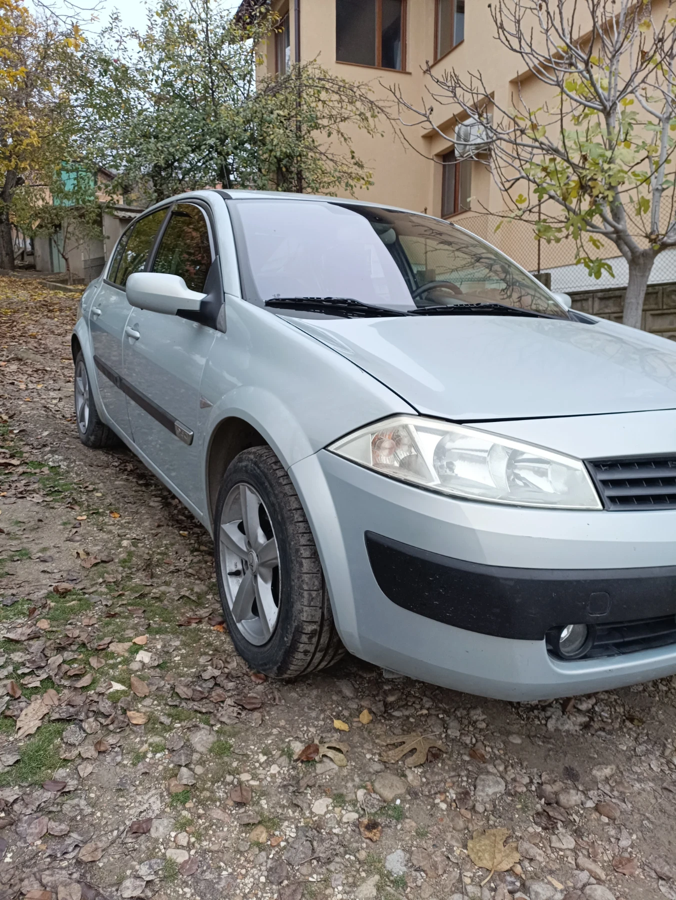 Renault Megane 1.9dci 120к.с., снимка 3 - Автомобили и джипове - 54894142