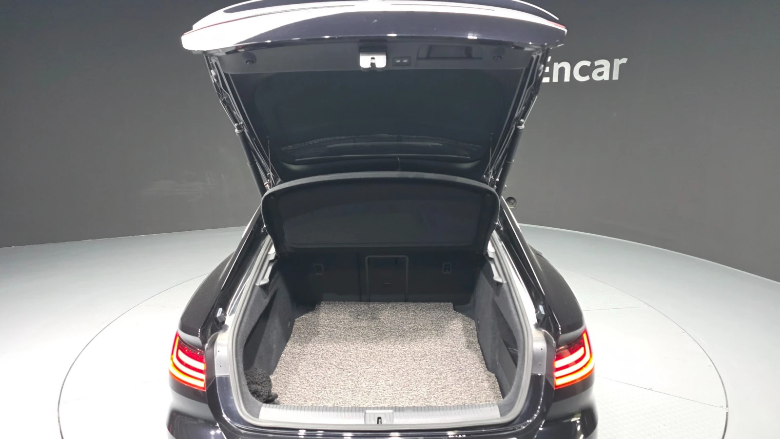VW Arteon 2.0 TDI Prestige | HUD | 360  Камера | Distronic, снимка 13 - Автомобили и джипове - 55060764