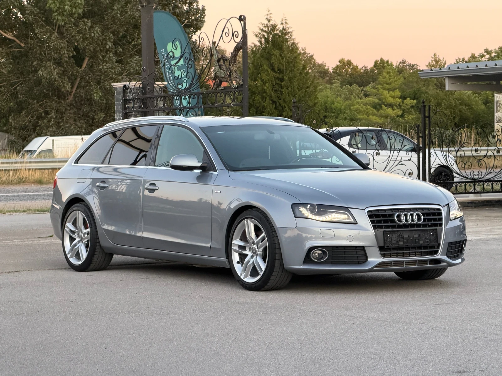 Audi A4 2.0TDI S-Line, снимка 4 - Автомобили и джипове - 55182410
