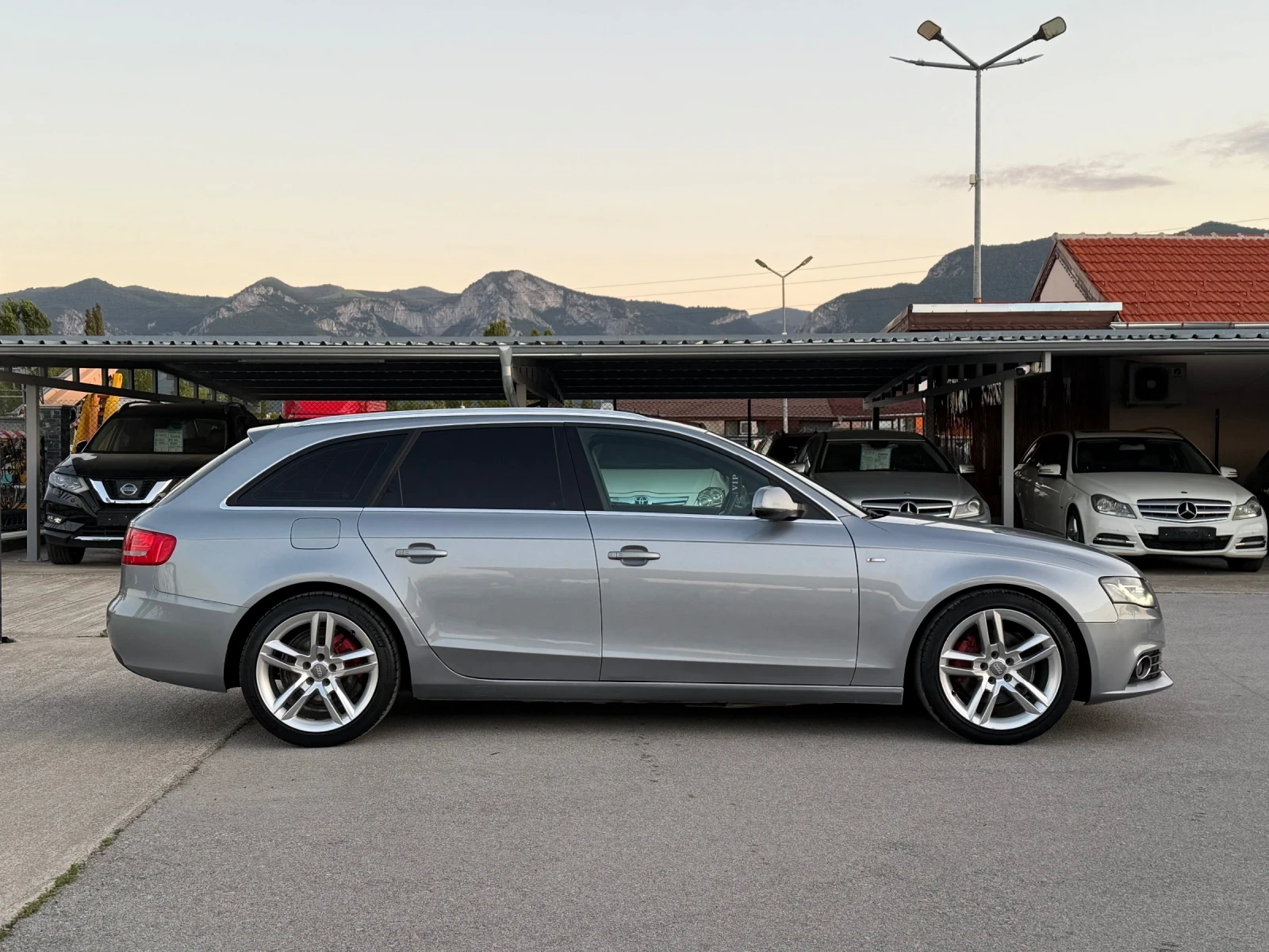 Audi A4 2.0TDI S-Line, снимка 5 - Автомобили и джипове - 55182410