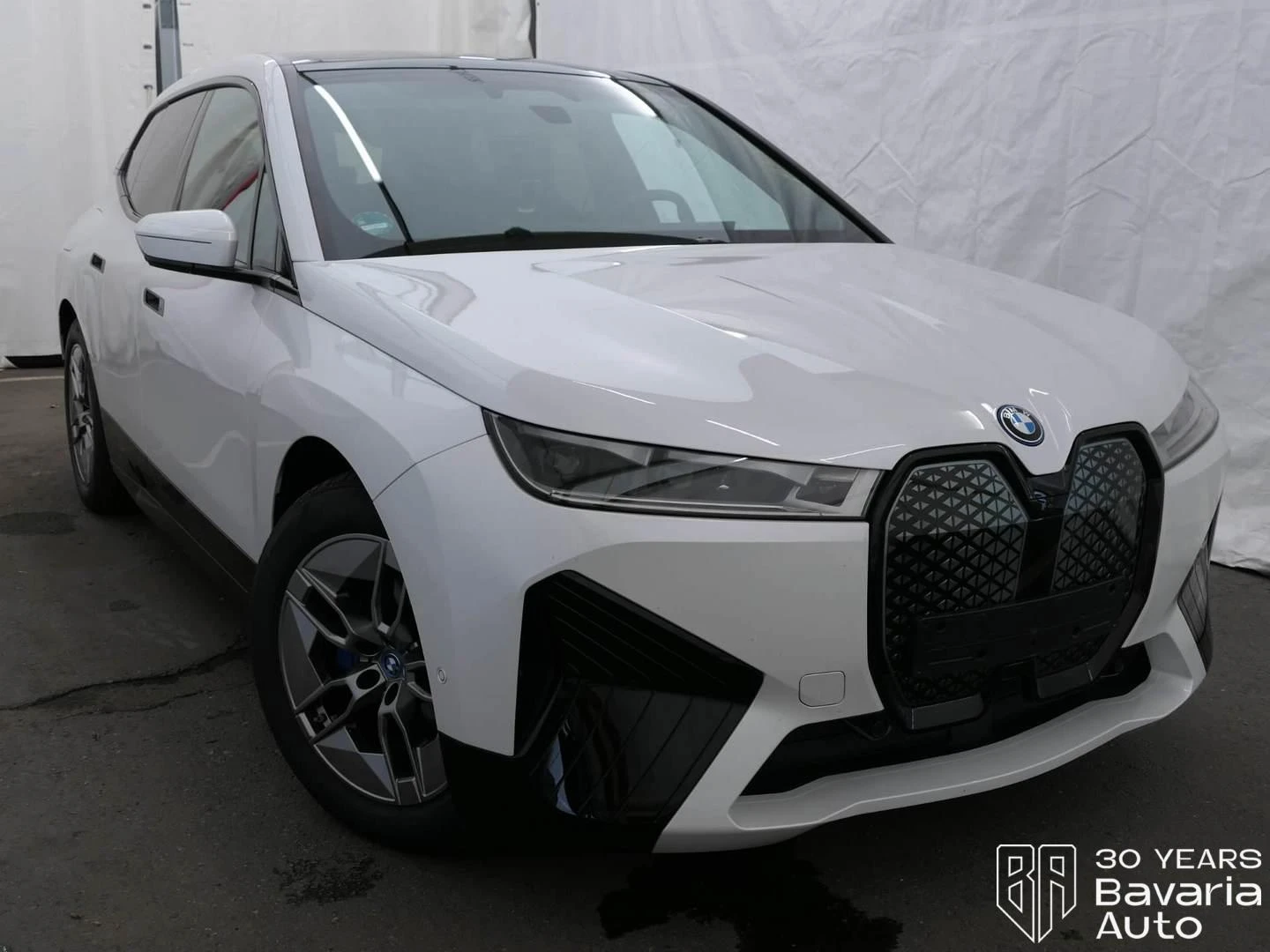 BMW iX 50 xDrive Sport, снимка 4 - Автомобили и джипове - 55189851