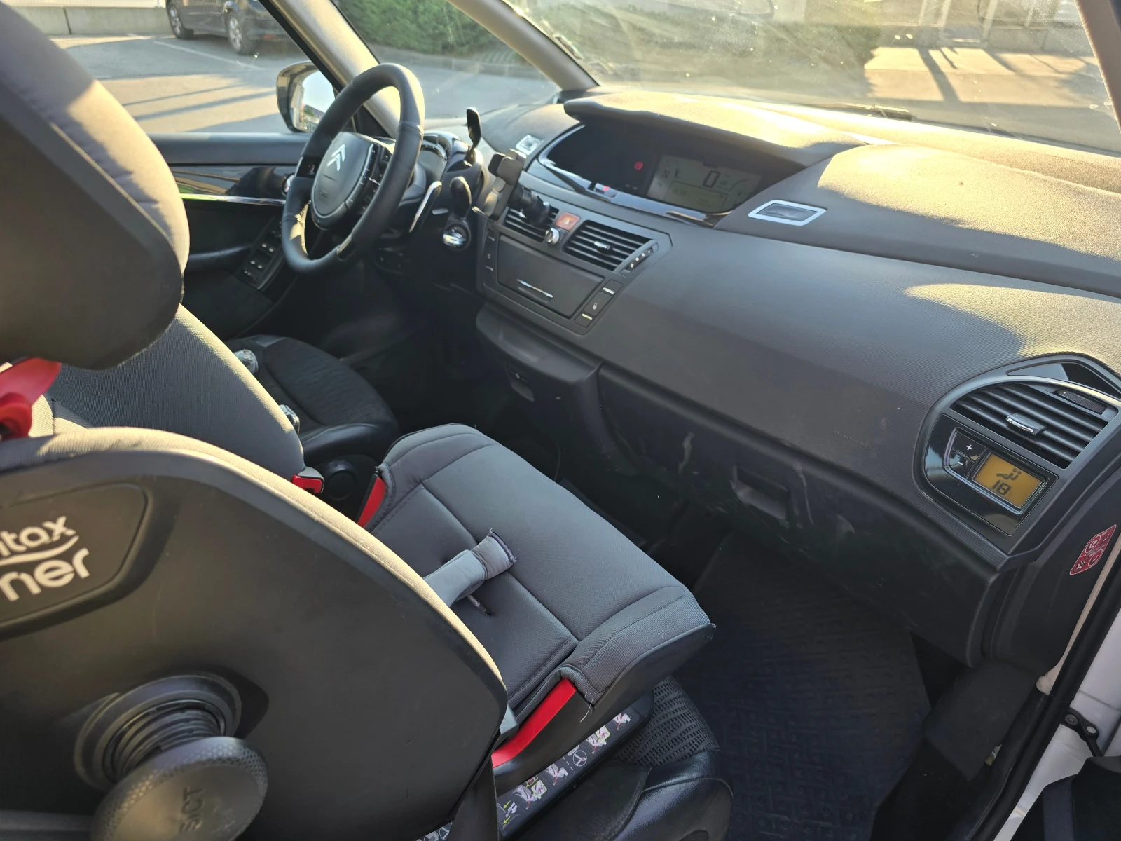 Citroen Grand C4 Picasso 2.0HDI, снимка 9 - Автомобили и джипове - 55690603