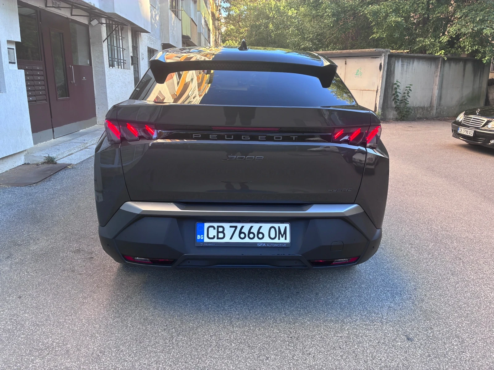 Peugeot 3008 1.2 Hybrid 48V GT Exclusive , снимка 4 - Автомобили и джипове - 55963676