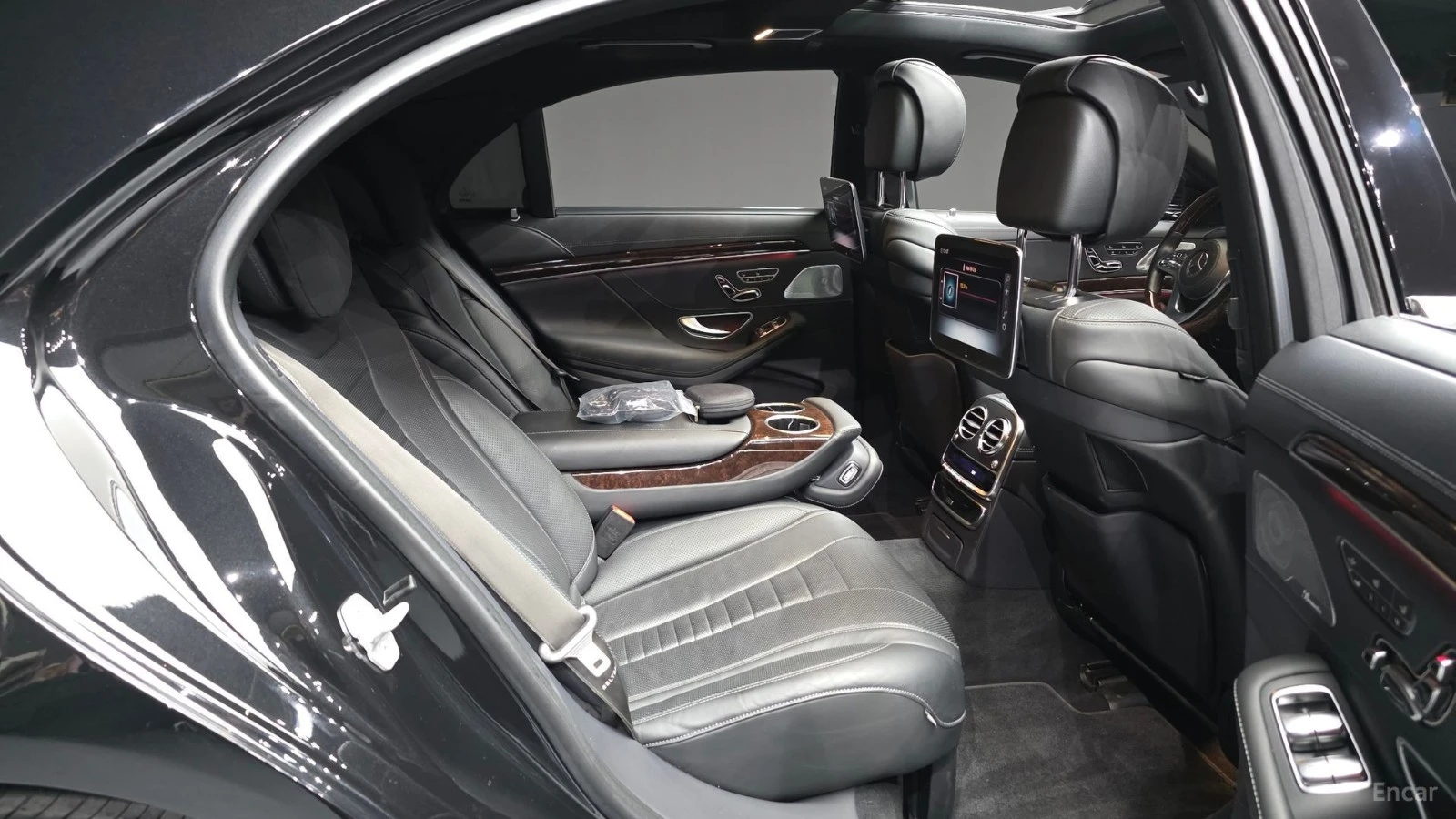 Mercedes-Benz S 560 4MATIC| BURMESTER| DISTRONIC| МАСАЖ| TV| HUD, снимка 10 - Автомобили и джипове - 56099429