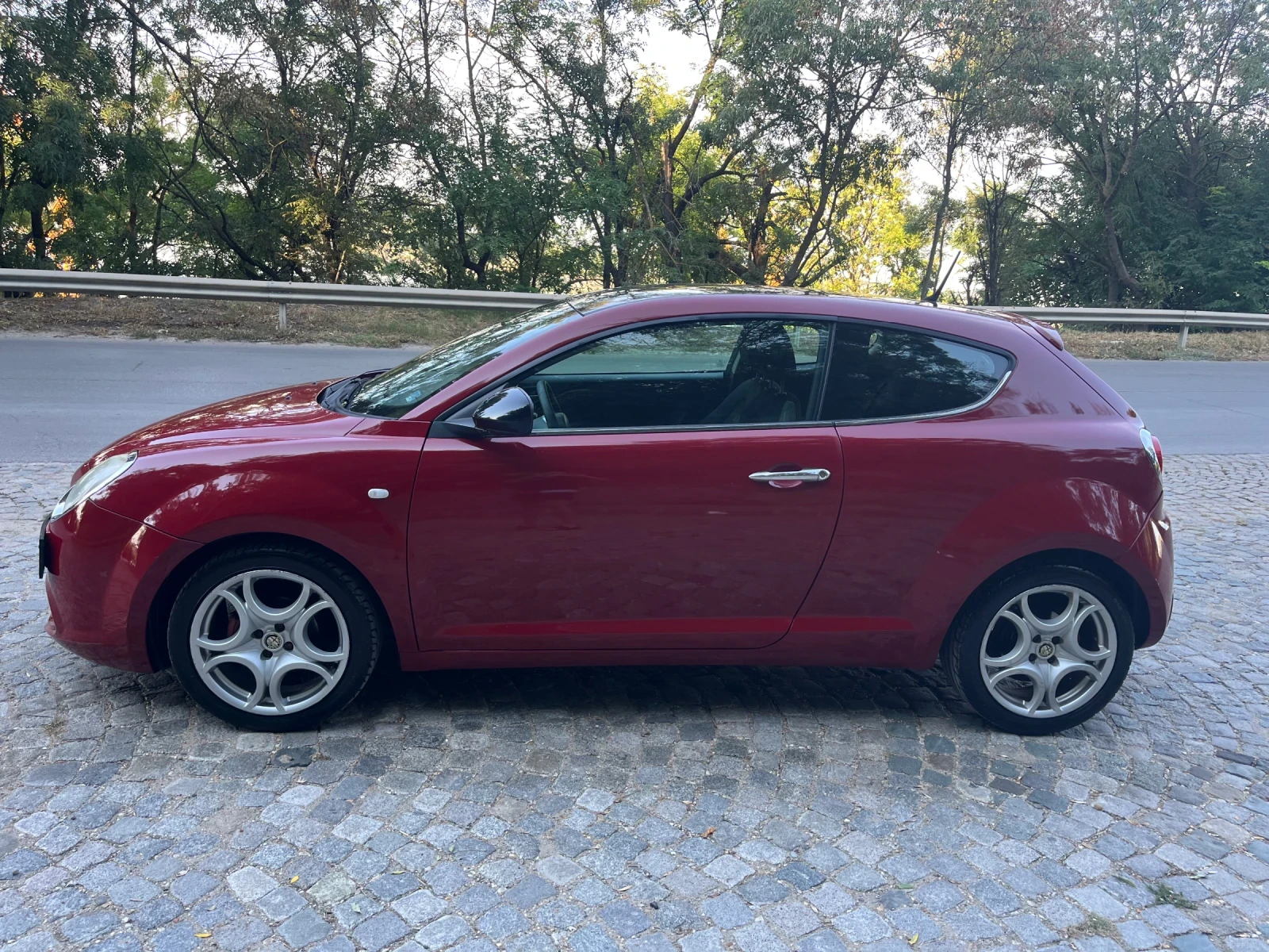 Alfa Romeo MiTo CarPlay* Напълно* Обслужен, снимка 7 - Автомобили и джипове - 56191224