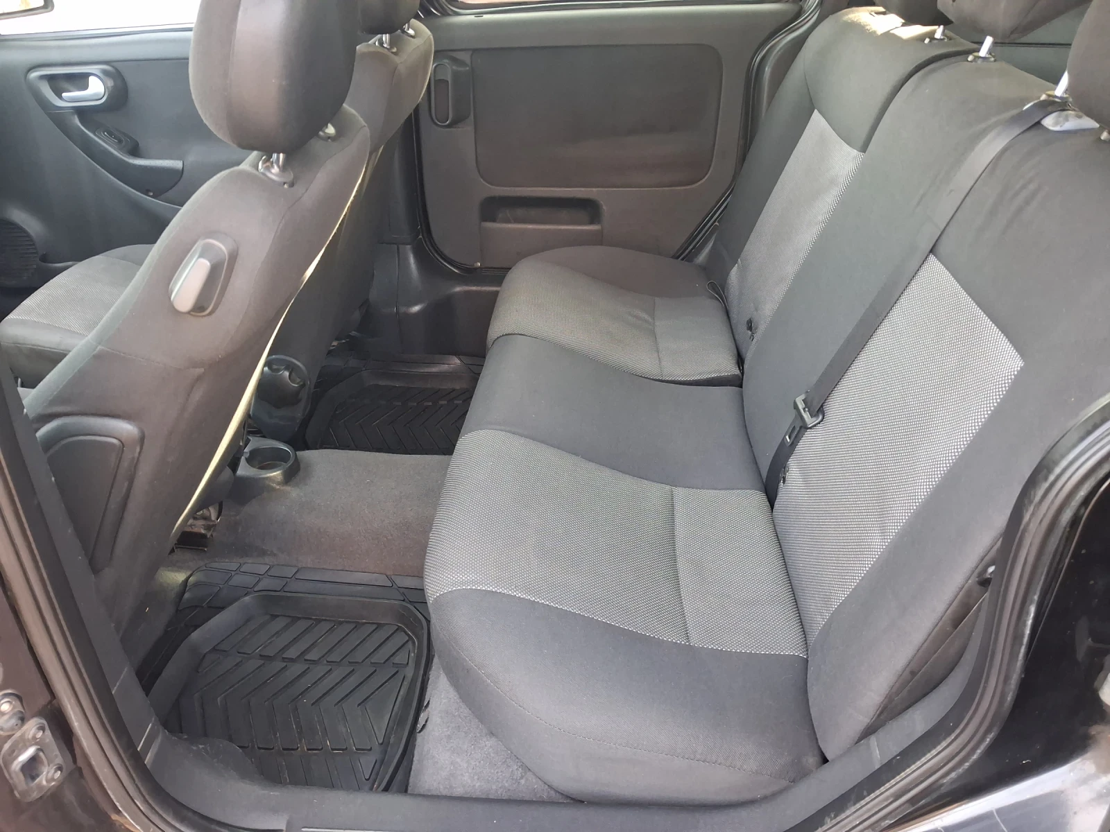Opel Combo 1.6i, снимка 11 - Автомобили и джипове - 56424024