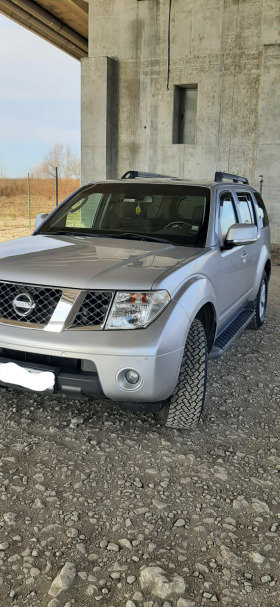 Nissan Pathfinder, снимка 1 - Автомобили и джипове - 44997024