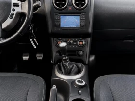 Nissan Qashqai = 4X4= 6+ 1= NAVI= EURO 5= ������= PANO= 2.0-141=  | Mobile.bg � ����� ������ 14