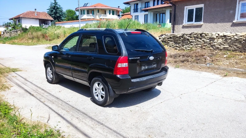 Kia Sportage 2.0 бензин, 4х4, снимка 6 - Автомобили и джипове - 47722843