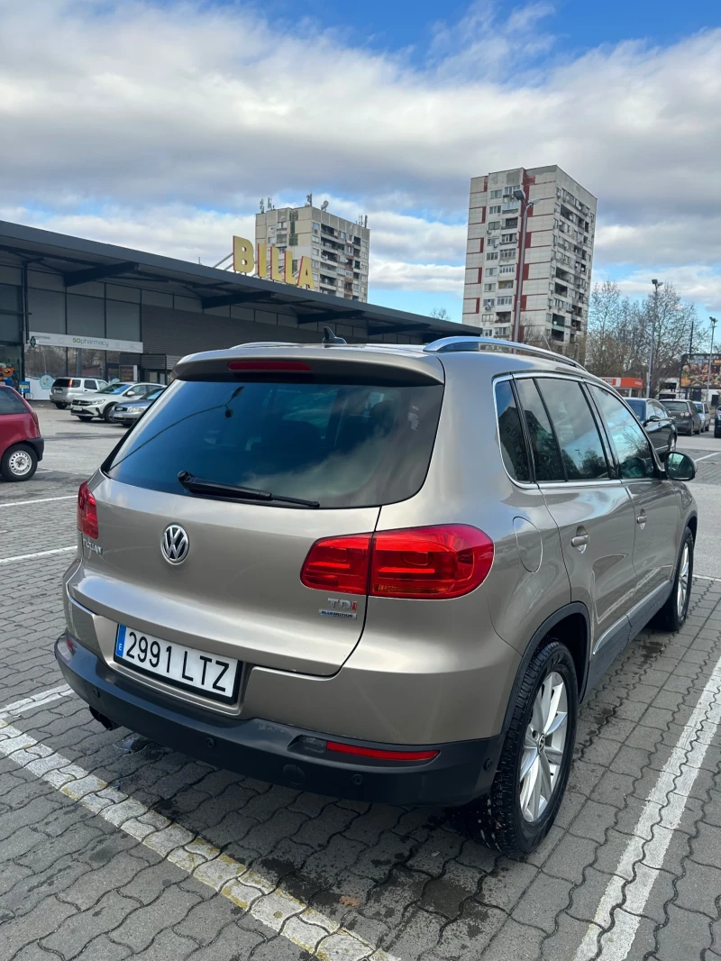 VW Tiguan, снимка 3 - Автомобили и джипове - 48323012