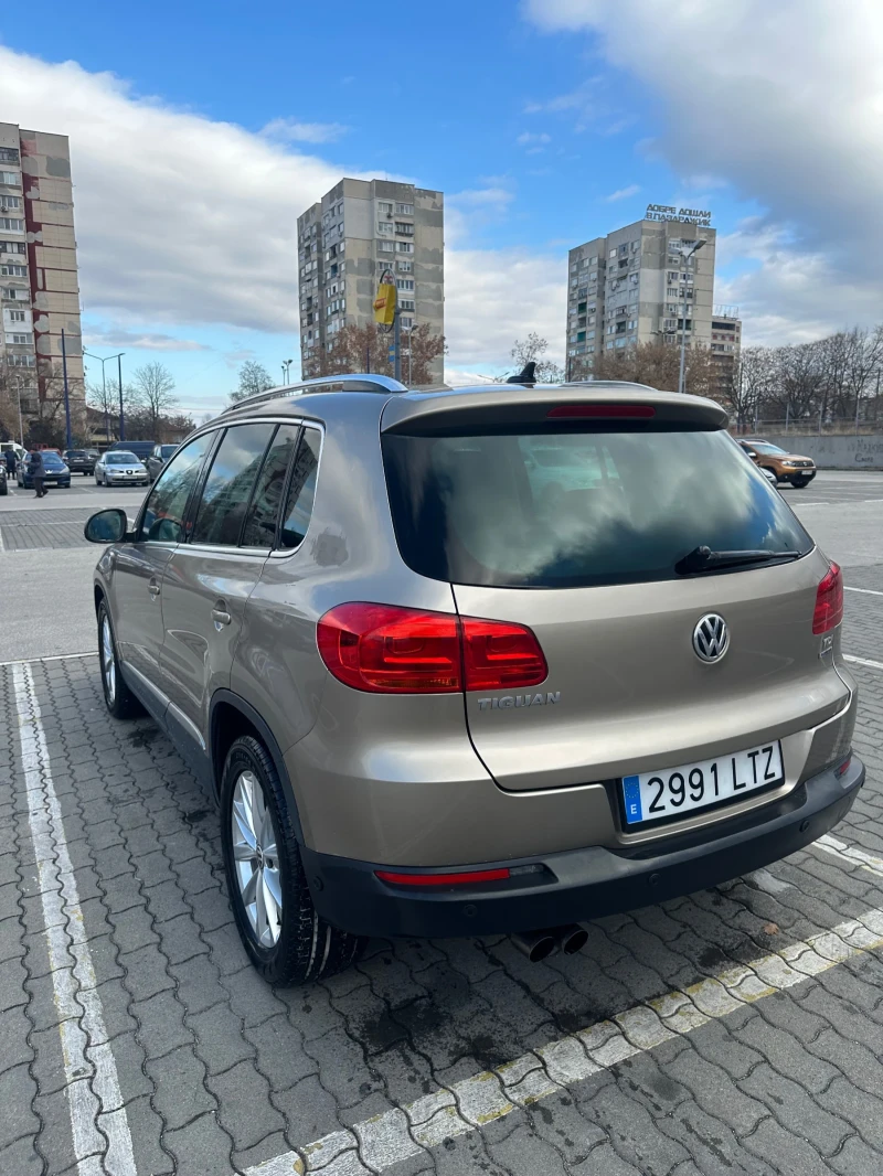 VW Tiguan, снимка 4 - Автомобили и джипове - 48323012