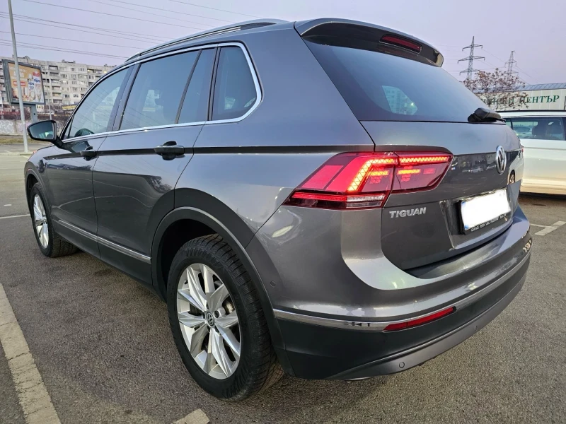 VW Tiguan 2.0 TDI 4x4 Highline, снимка 3 - Автомобили и джипове - 48912738