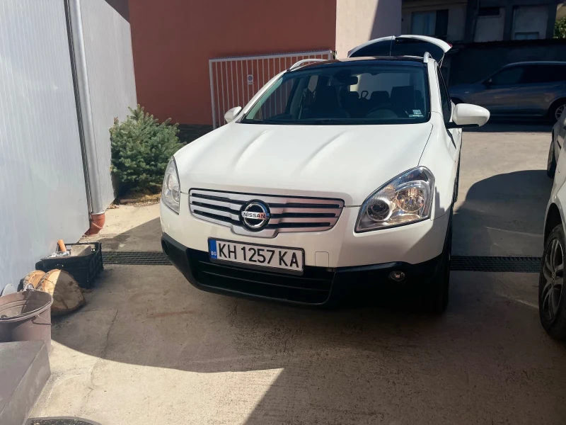 Nissan Qashqai, снимка 8 - Автомобили и джипове - 53063414