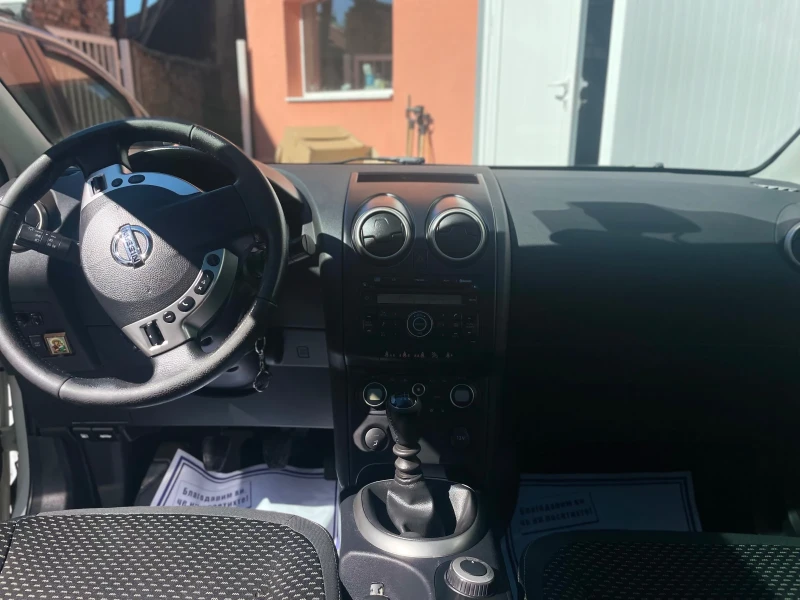 Nissan Qashqai, снимка 6 - Автомобили и джипове - 53063414
