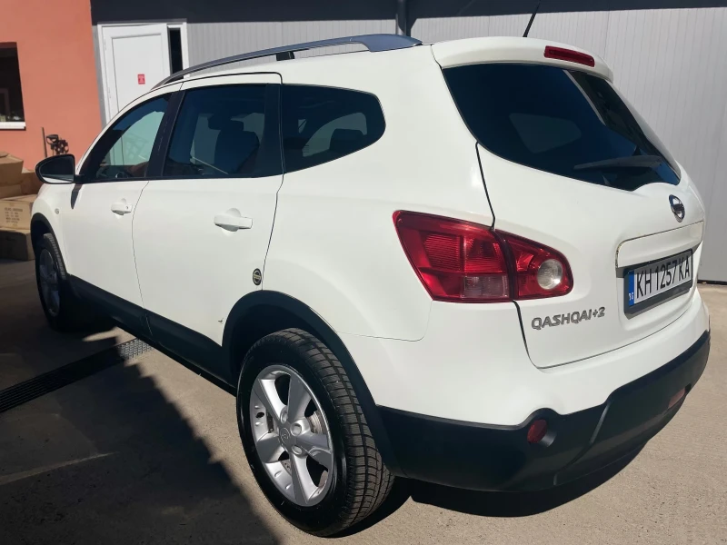 Nissan Qashqai, снимка 9 - Автомобили и джипове - 53063414