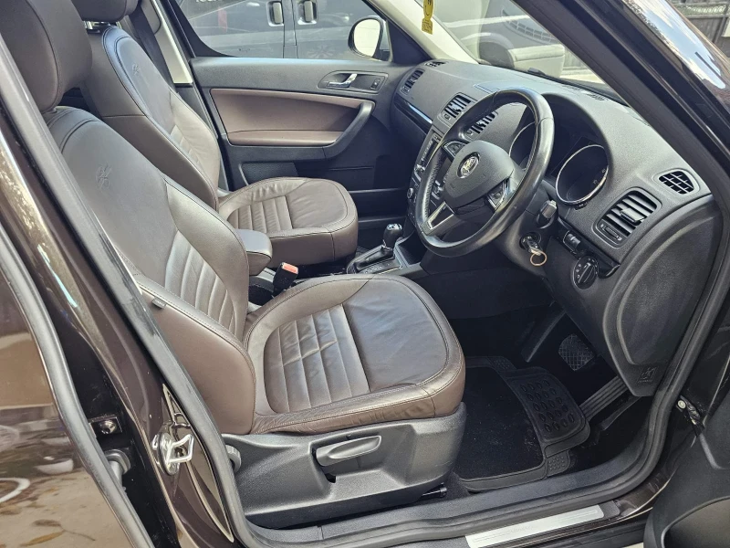 Skoda Yeti Laurin & Klement 4x4, снимка 8 - Автомобили и джипове - 52436237