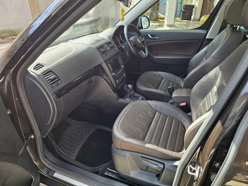 Skoda Yeti Laurin & Klement 4x4, снимка 13 - Автомобили и джипове - 52436237