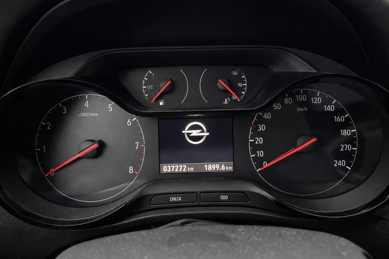 Opel Crossland X 1.2i Enjoy, снимка 7 - Автомобили и джипове - 53094887